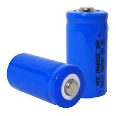 BATERIA RECAR. 16340 3000MHA 3,7 CURTA